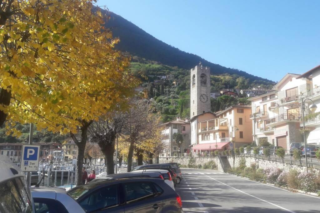 Appartamento Sul Lago D'Iseo Tavernola Bergamasca Exterior photo