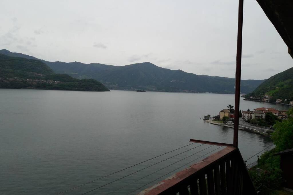 Appartamento Sul Lago D'Iseo Tavernola Bergamasca Exterior photo