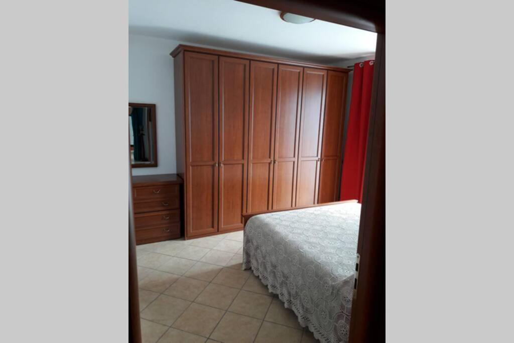 Appartamento Sul Lago D'Iseo Tavernola Bergamasca Exterior photo